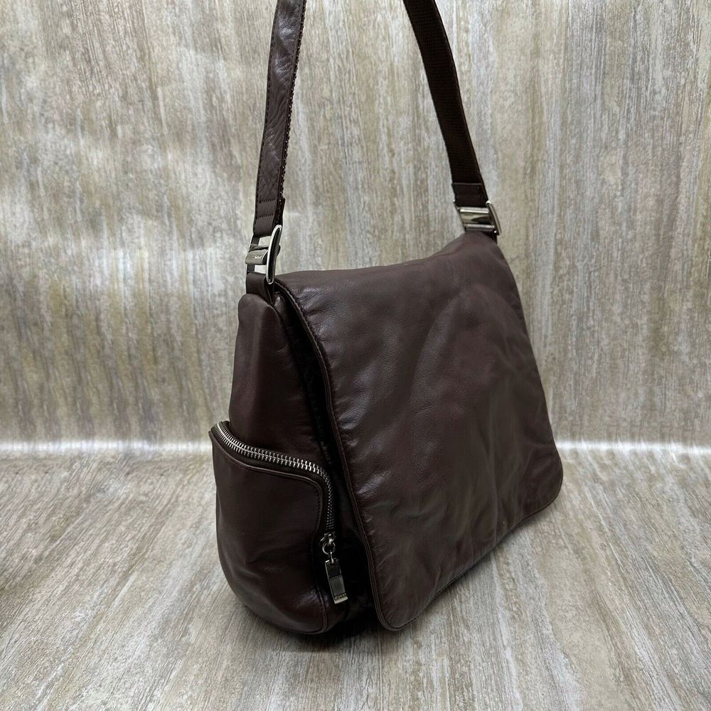 Vintage 2YK ‎ DKNY Brown Soft Leather  Crossbody Bag Messenger Flap Organizer
